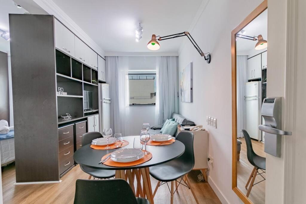 Apartamento Lindo Flat Em Pinheiros Na Rua Oscar Freire E Proximo Hospital Clinicas São Paulo