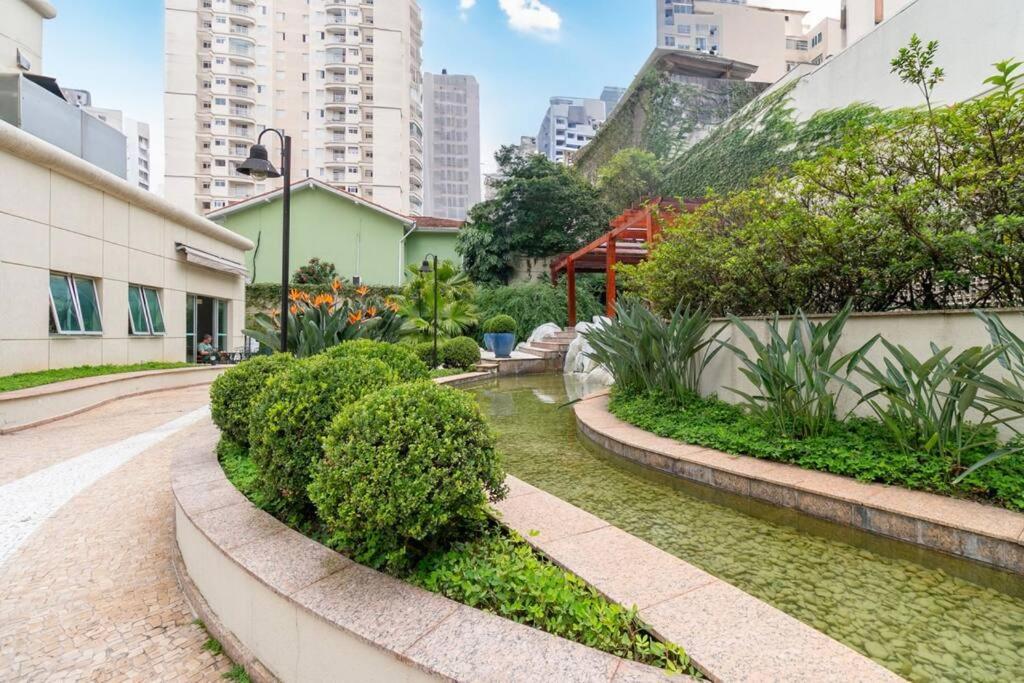 Lindo Flat Em Pinheiros Na Rua Oscar Freire E Proximo Hospital Clinicas * São Paulo