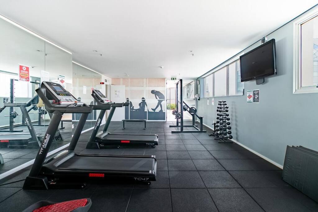Lindo Flat Em Pinheiros Na Rua Oscar Freire E Proximo Hospital Clinicas Apartamento *
