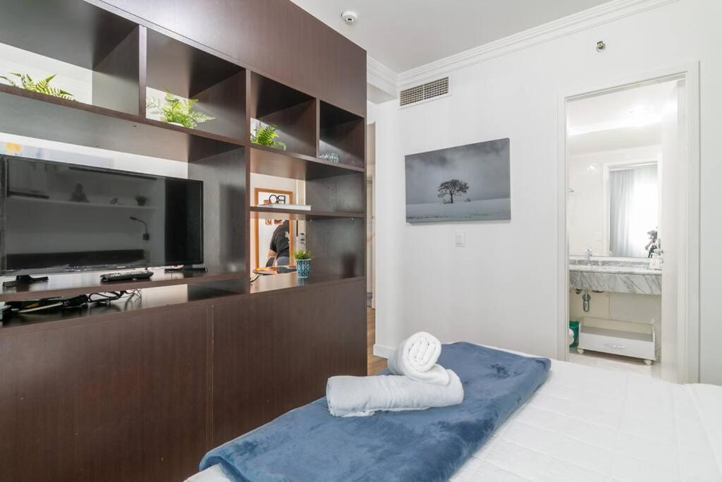 Lindo Flat Em Pinheiros Na Rua Oscar Freire E Proximo Hospital Clinicas * São Paulo